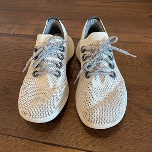Mens white and gray Allbirds tree runners Size 12
